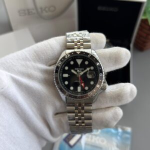 SEIKO 5 Sports ‘Black Grape’ GMT SKX RE-Interpretation - SSK001K1