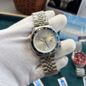 Seiko SSK033K1 5 Sports SKX GMT Automatic Watch for Men