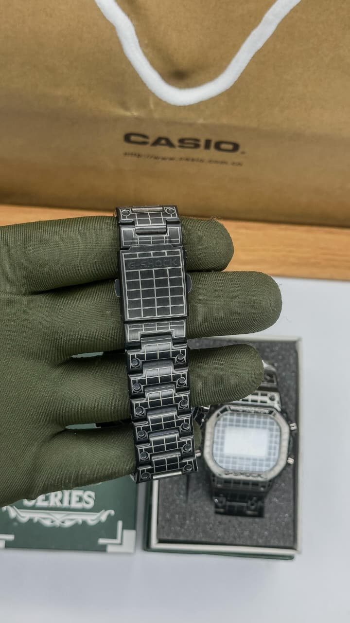 Casio G-Shock Men's Black Watch GMW-B5000CS-1 - Image 4